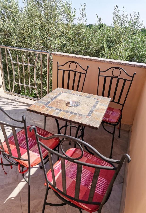Apartments Matesic Ninski Stanovi المظهر الخارجي الصورة