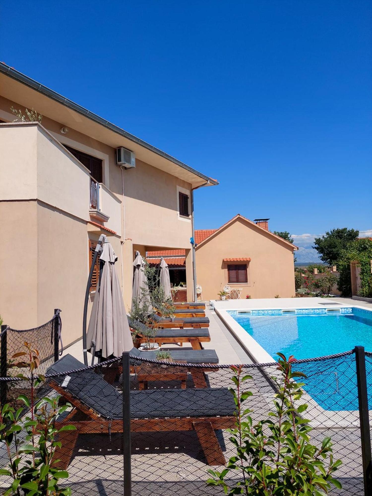 Apartments Matesic Ninski Stanovi المظهر الخارجي الصورة